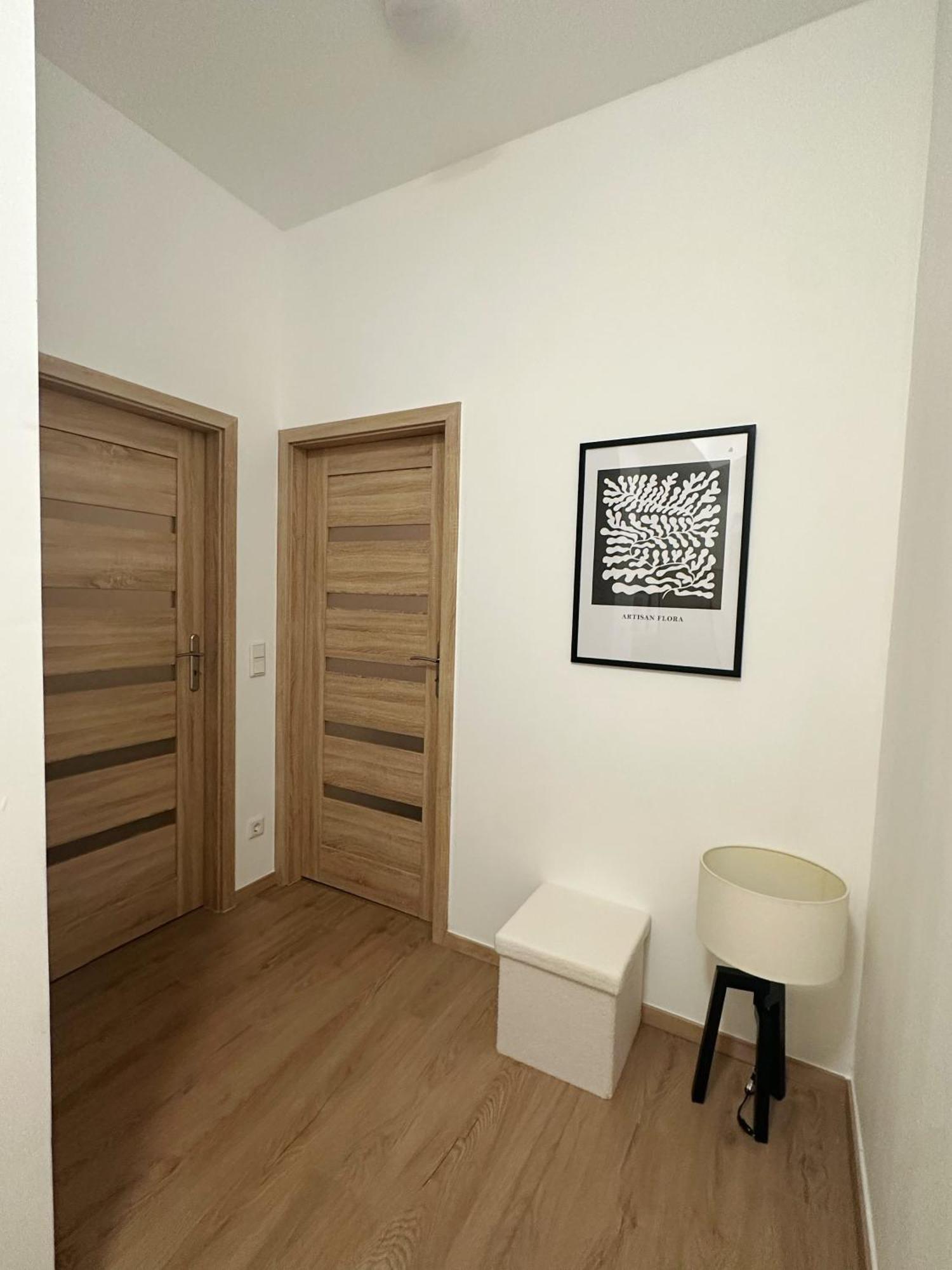 2Schlafenzimmer 5Betten Montuerwhonung Appartement Düsseldorf Buitenkant foto